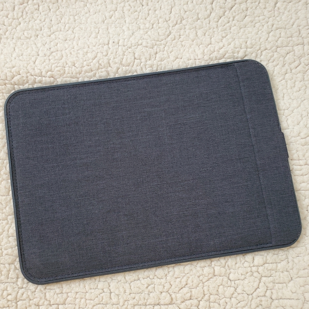Case Logic 13" Laptop Case/ 11" iPad case